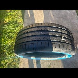 Brand new tires SUMITOMO 250-45ZR18